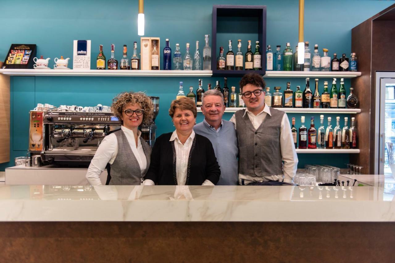 Paesana Hotel - Bar Da Natale מראה חיצוני תמונה